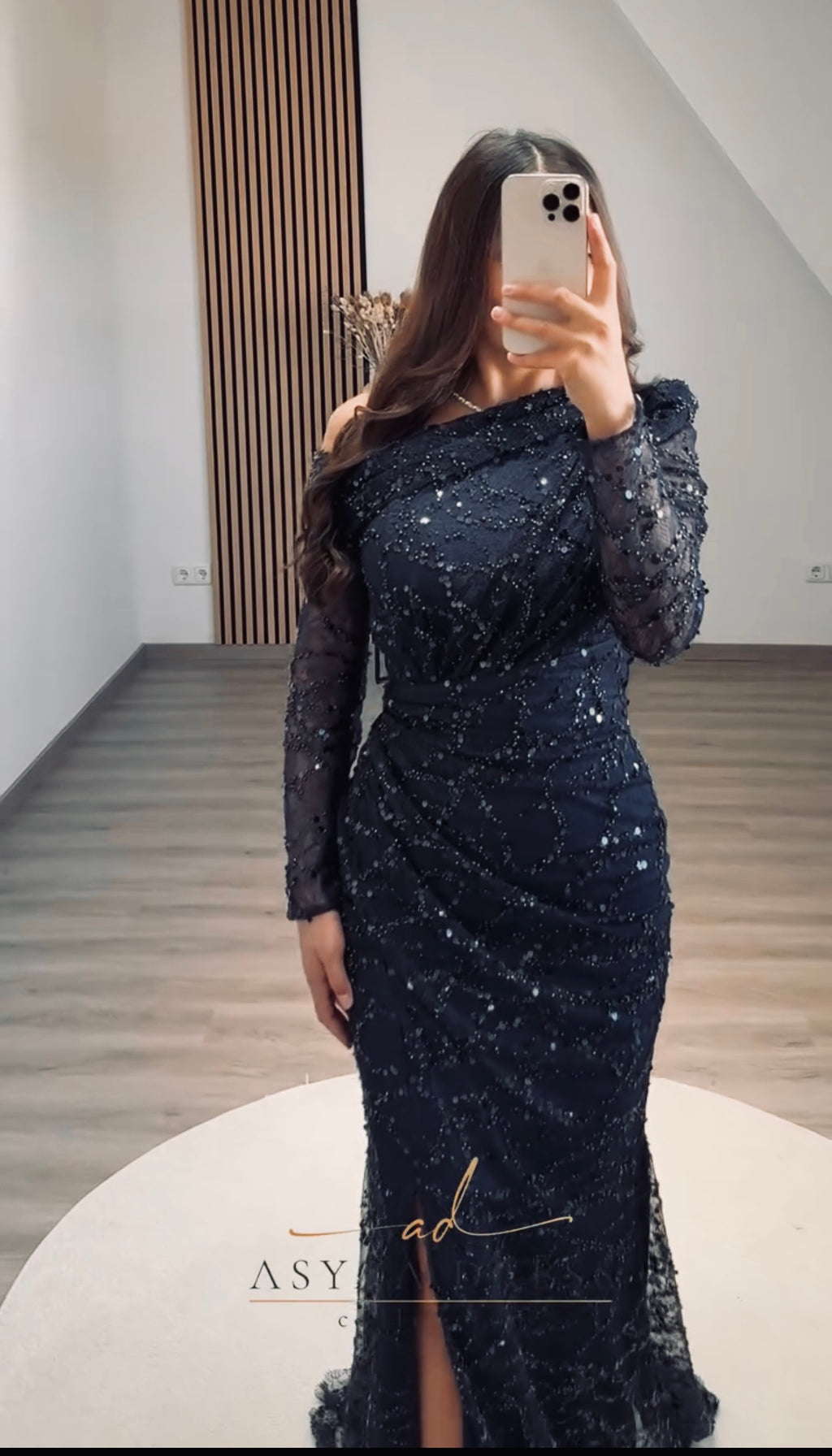 Shiny Evening Dress – Special Occasion Fabric