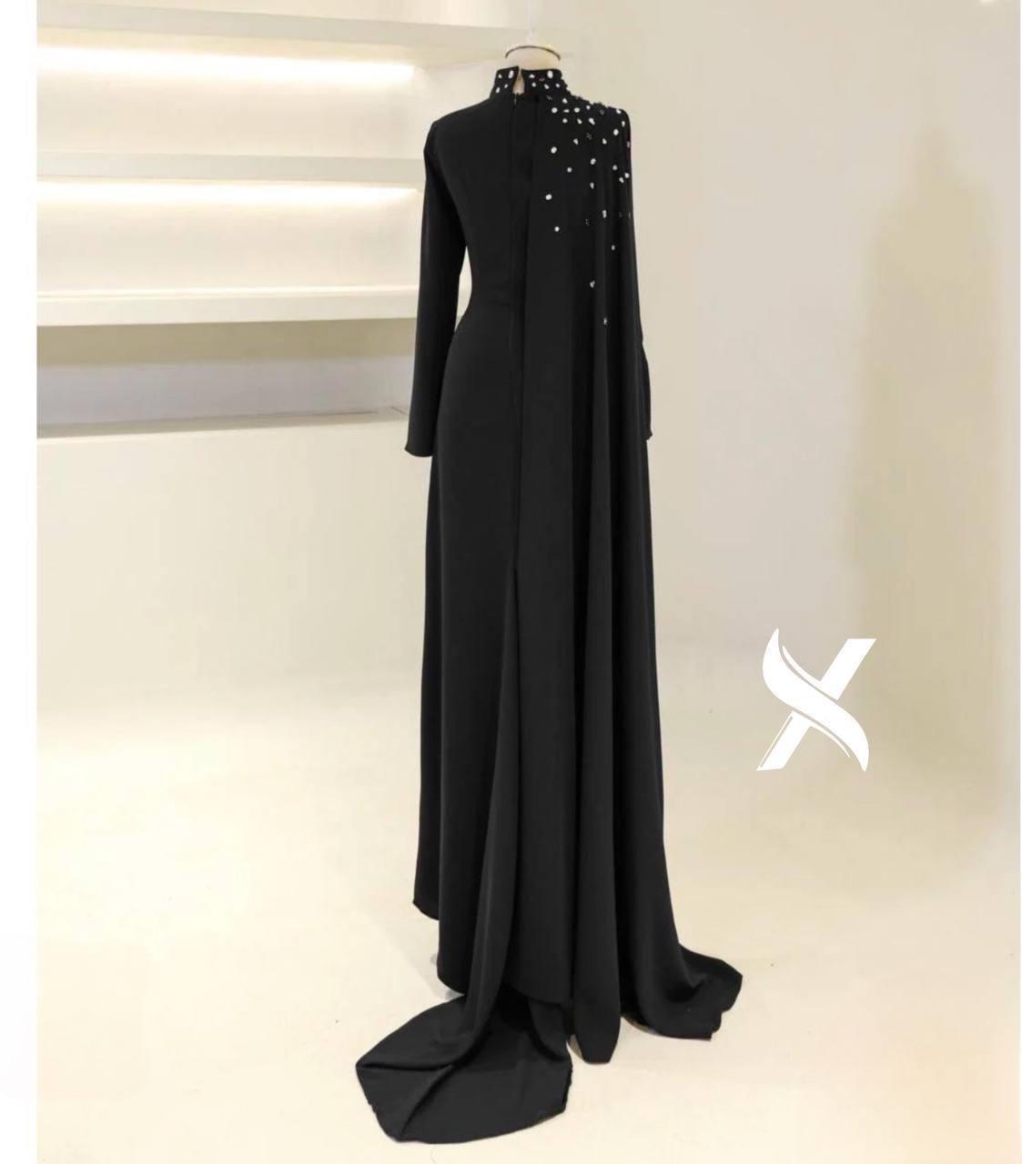 Turkish Modest Dress – Scuba Fabric with Diamond Neck & Shoulder Detail