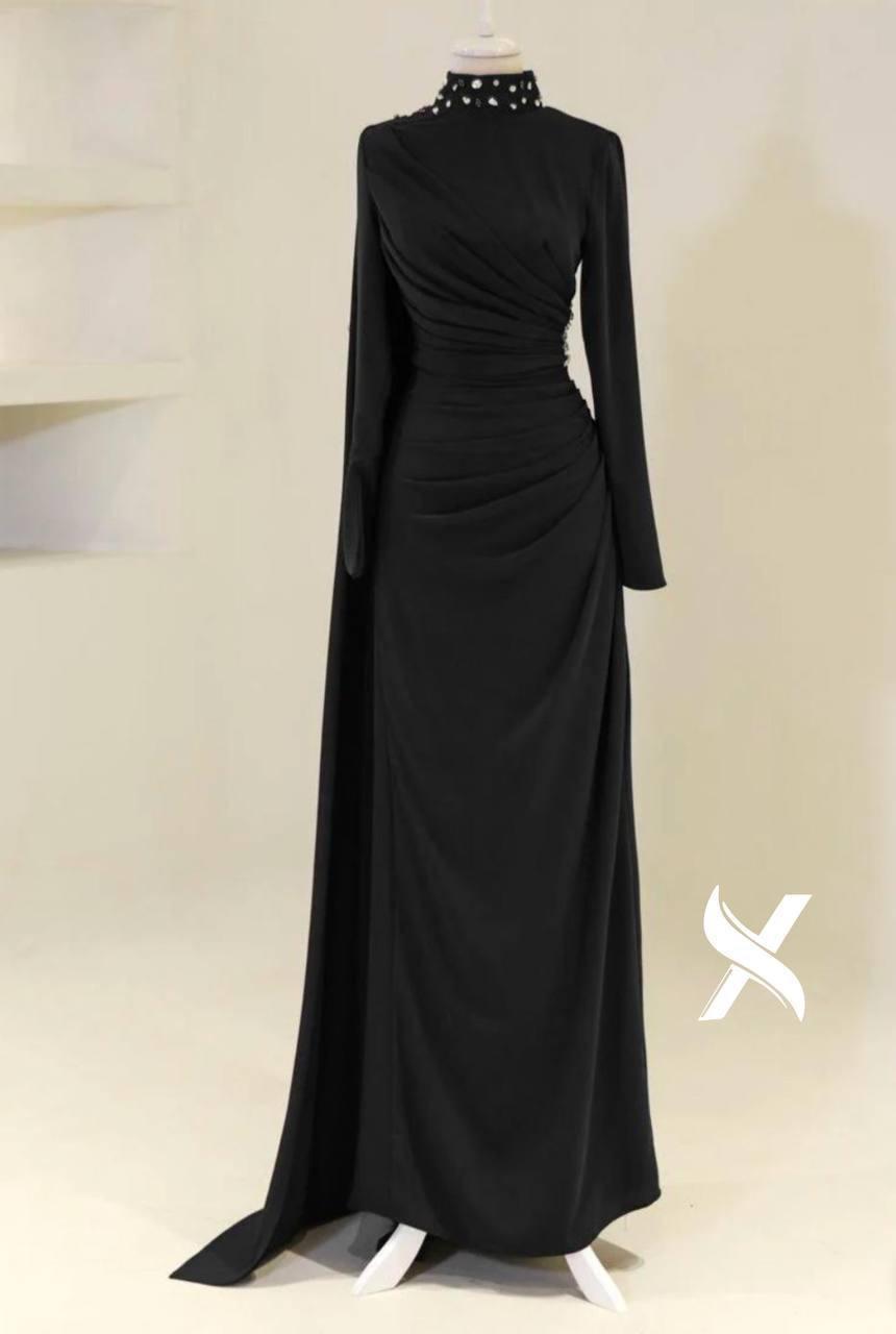 Turkish Modest Dress – Scuba Fabric with Diamond Neck & Shoulder Detail