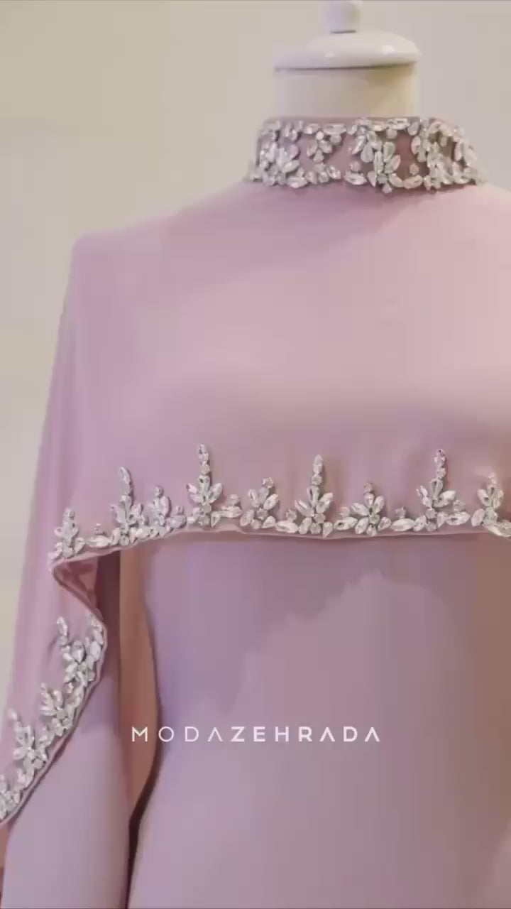 Turkish Modest Dress – Double Fabric with Shiny Accessory